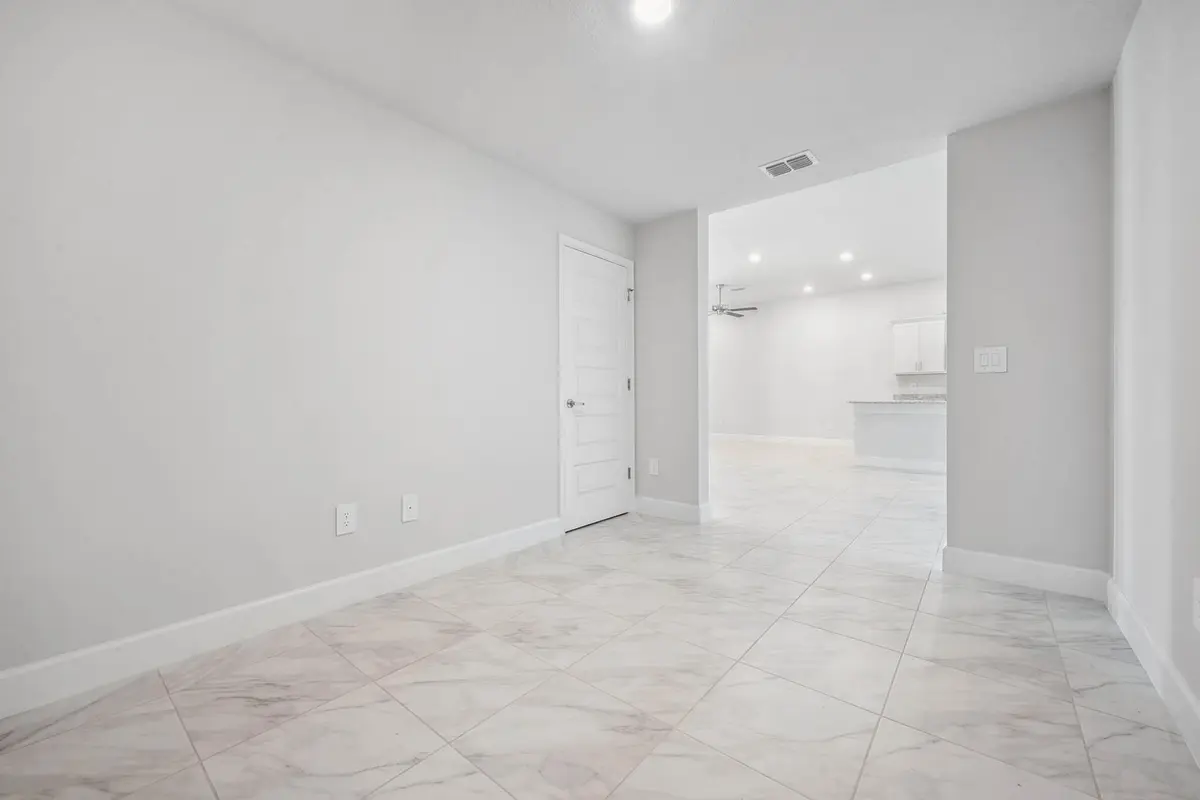 8626 Giovanni Avenue 8628, Fort Pierce, FL – photo 7