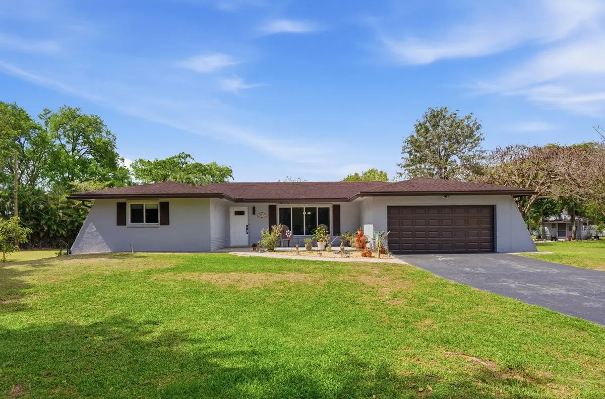 _jjl9922 at 14290 SW 31st Court, Davie