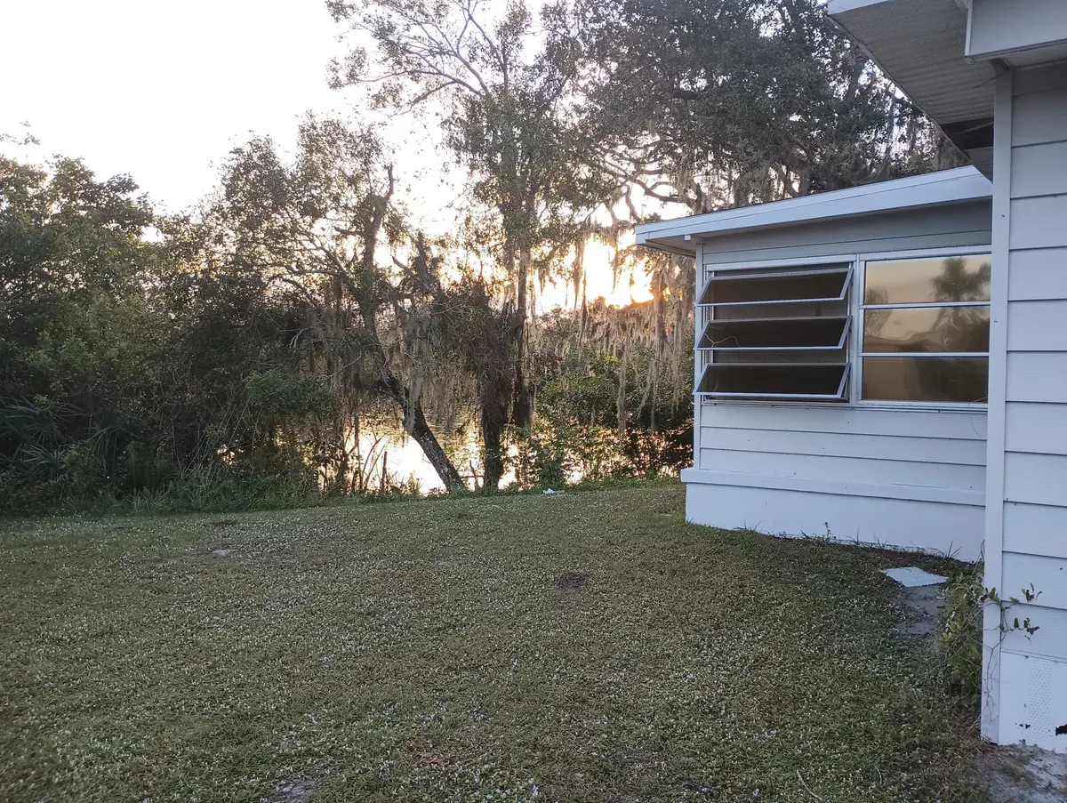 See The river at 5 Quintana Roo Court, Port St. Lucie