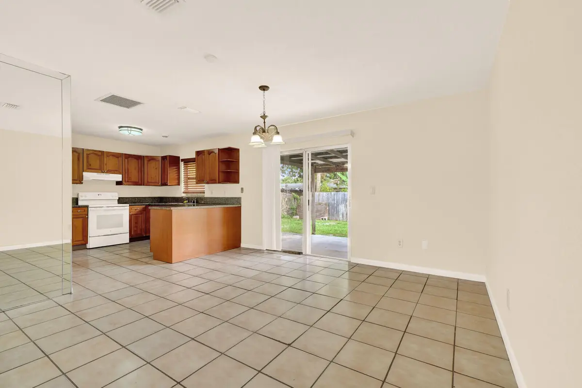 Dining/Kitchen at 151 NE 26th Avenue, Boynton Beach