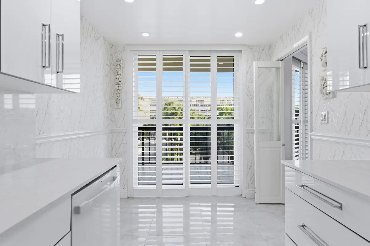 kITCHEN at 2778 S Ocean Boulevard 206s, Palm Beach