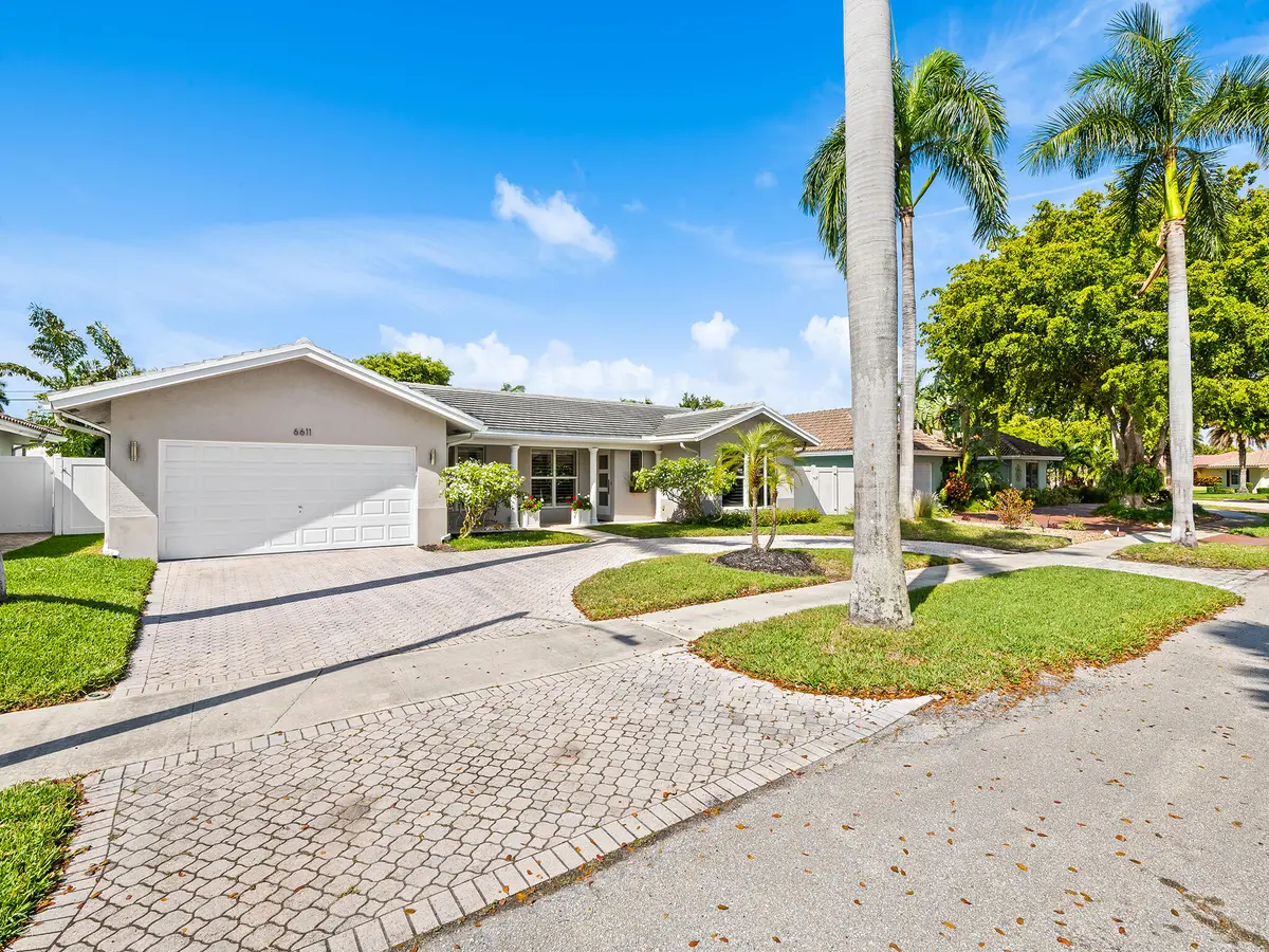 DSC_7003 at 6611 NE 21st Lane, Fort Lauderdale