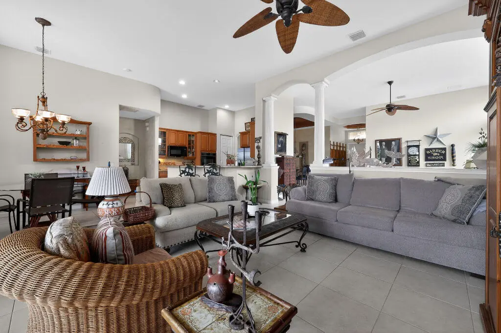 41964_69d2cafdb701d_04.05.2026_image-5 at 9430 Lantern Bay Circle, West Palm Beach