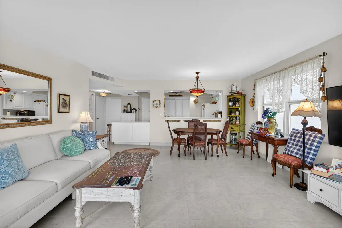 7-web-or-mls-A699A8900 at 3333 NE 34th Street 1109, Fort Lauderdale
