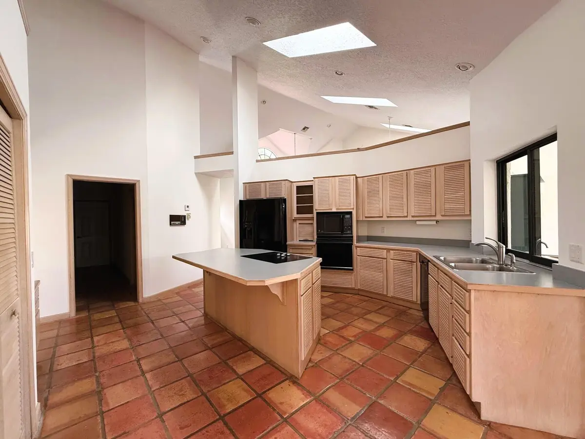 Kitchen at 4 Lochwick Road, Palm Beach Gardens