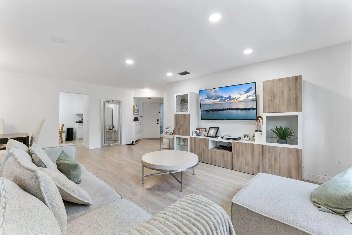 26-web-or-mls-DSC00218 at 5171 Floria Drive H, Boynton Beach