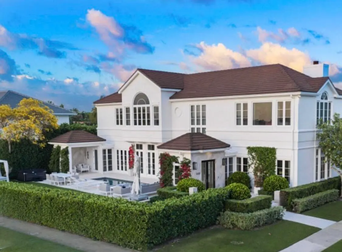 Exterior View at 5501 S Flagler Drive, West Palm Beach