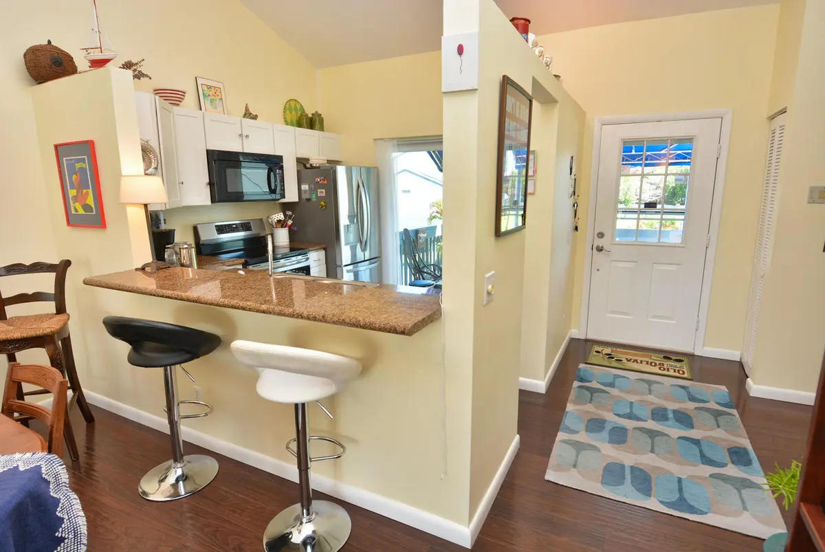 Entry at 1555 NE Beacon Drive Apt 1006, Jensen Beach
