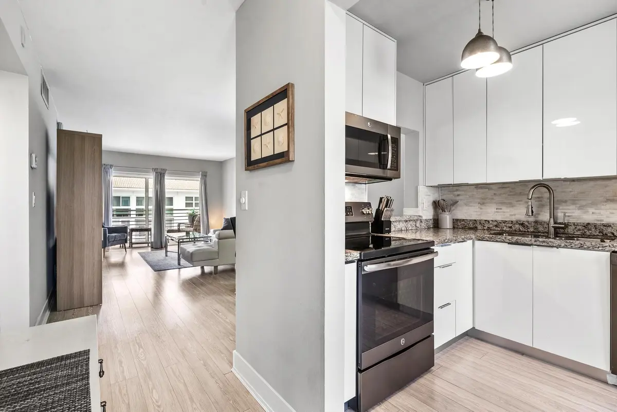1-7 at 1461 S Ocean Boulevard 304, Lauderdale-By-The-Sea