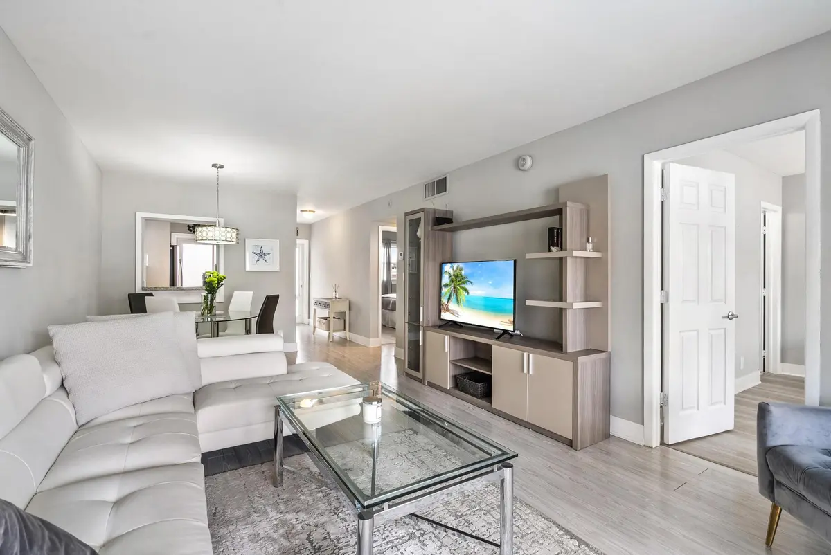 1-13 at 1461 S Ocean Boulevard 304, Lauderdale-By-The-Sea