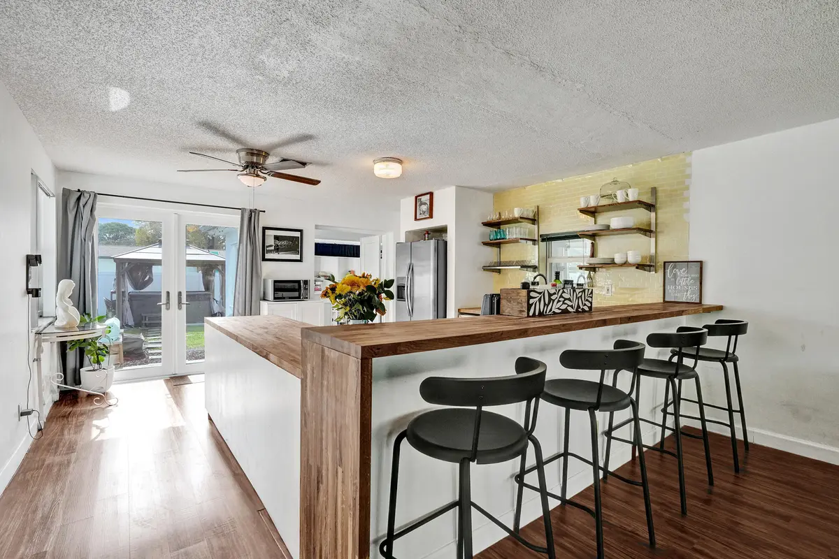 DSC09251 at 5131 SW 92nd Terrace, Cooper City
