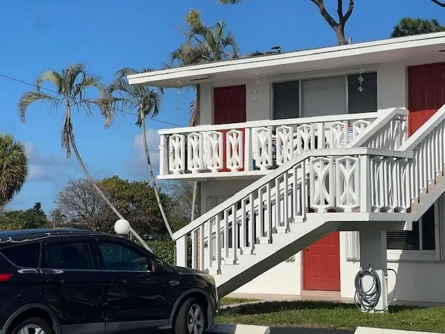 pic10 at 2020 Lake Osborne Drive 11, Lake Worth Beach