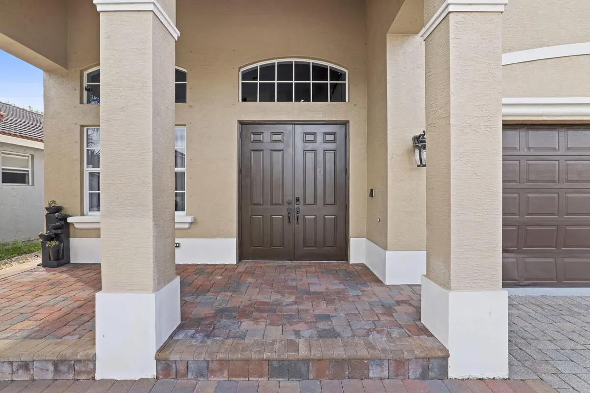 6-web-or-mls-3F2A1804 at 1884 SW Jamesport Drive, Port St. Lucie