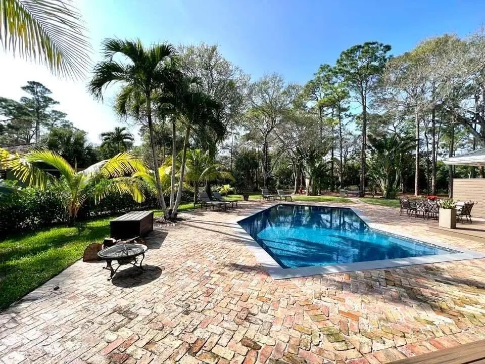 gtree4 at 14256 Greentree Trail, Wellington
