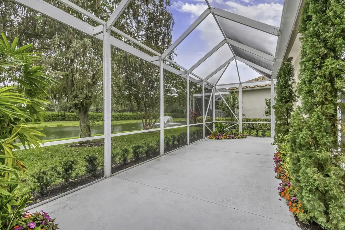 PATIO at 936 Augusta Pointe Drive, Palm Beach Gardens