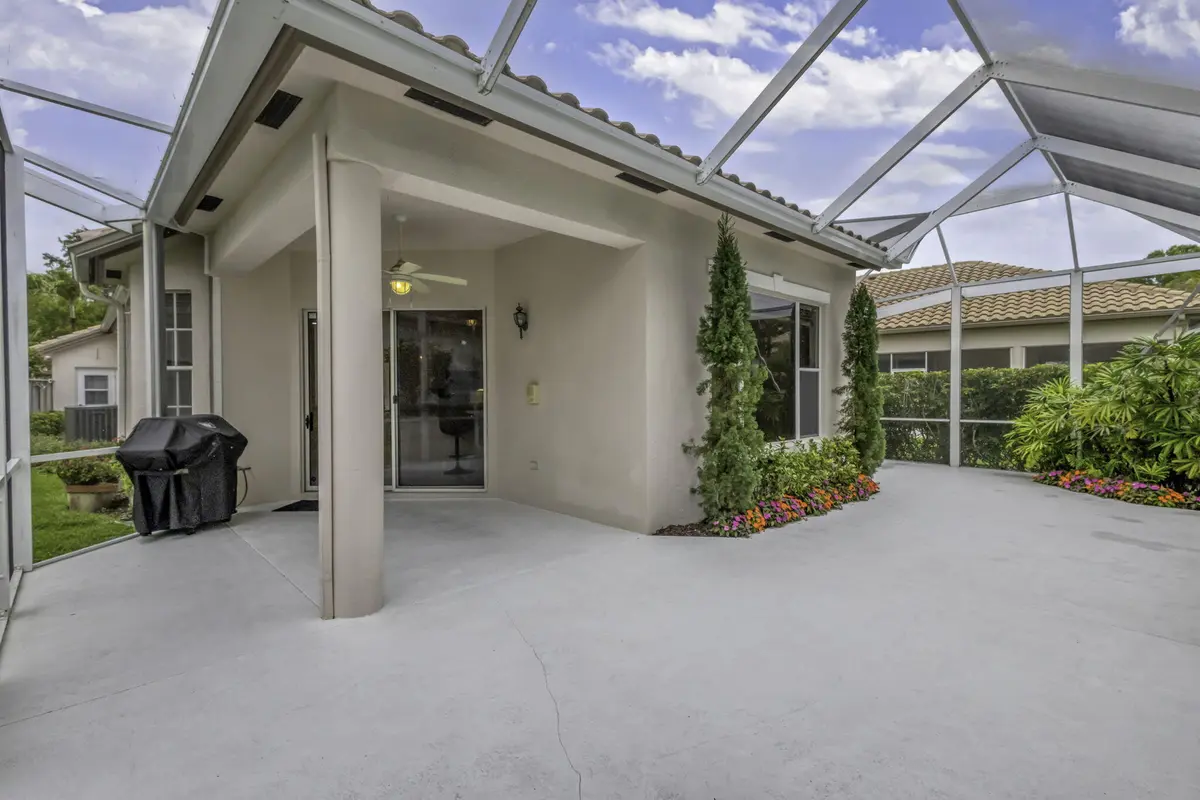 PATIO at 936 Augusta Pointe Drive, Palm Beach Gardens