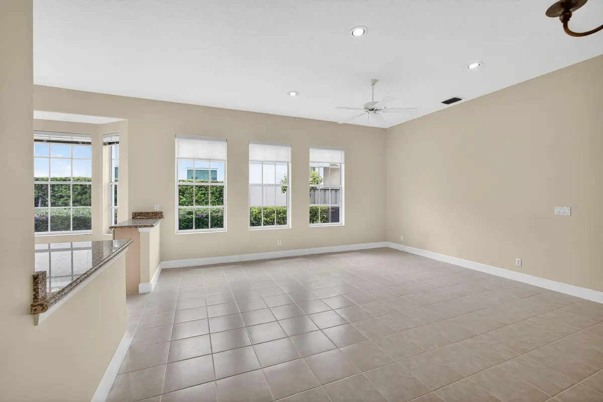 LIVING ROOM at 936 Augusta Pointe Drive, Palm Beach Gardens