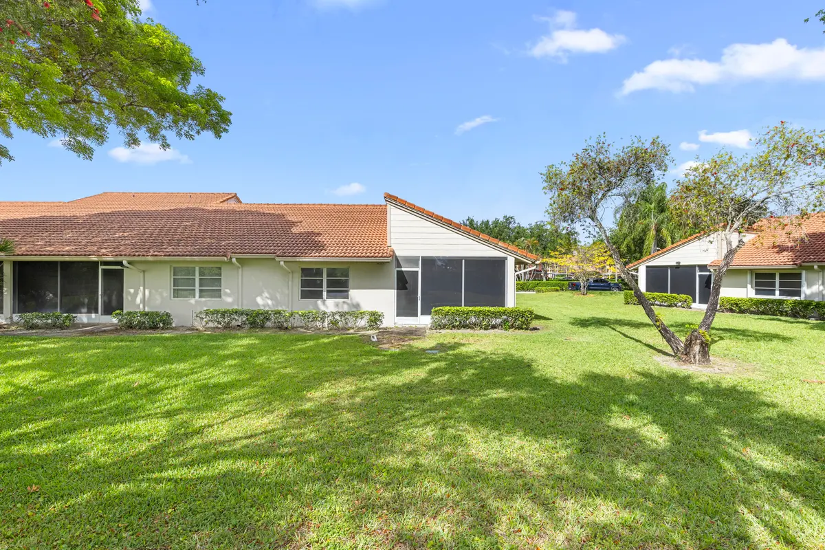 R6II3390 at 9760 Summerbrook Terrace A, Boynton Beach