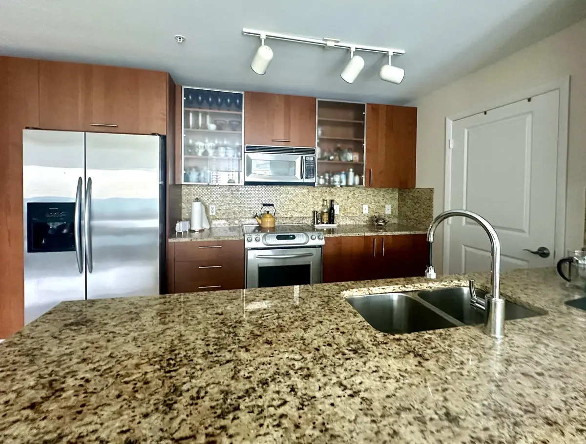 Qq1 at 1945 S Ocean Drive 609, Hallandale Beach