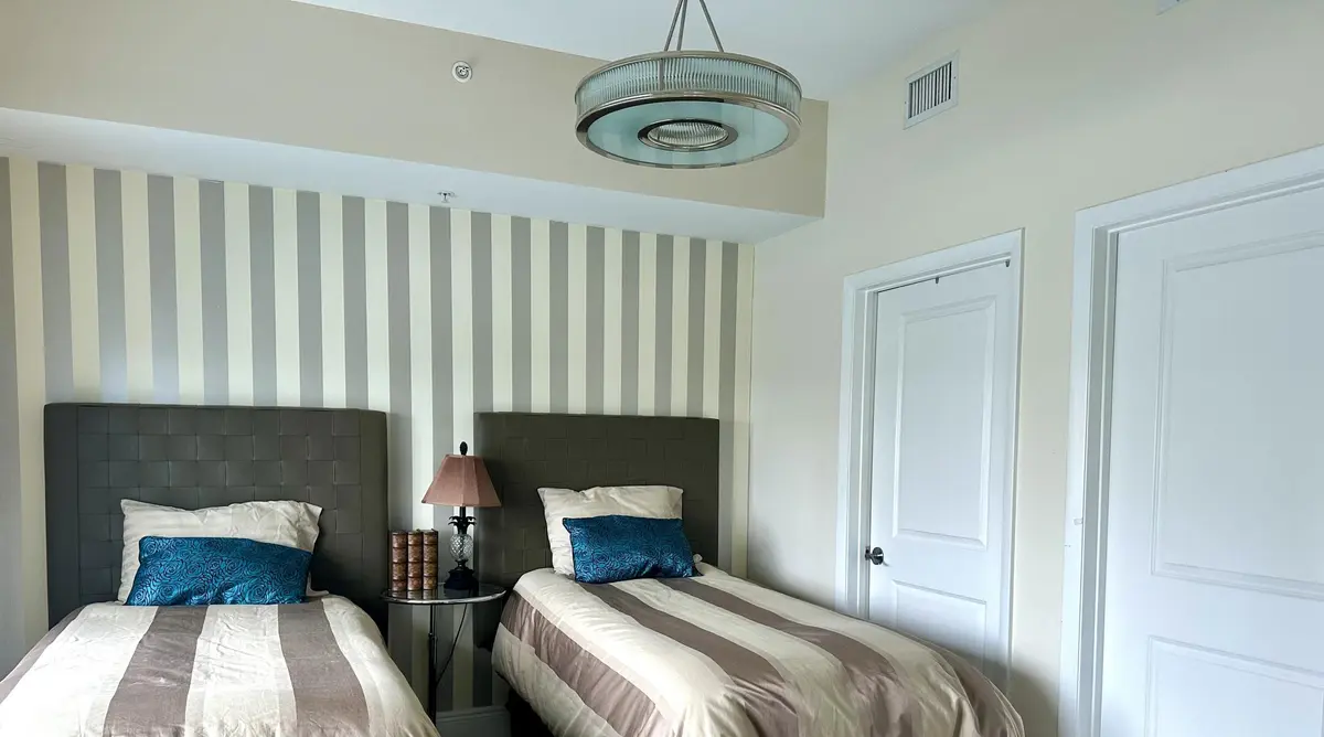 M at 1945 S Ocean Drive 609, Hallandale Beach