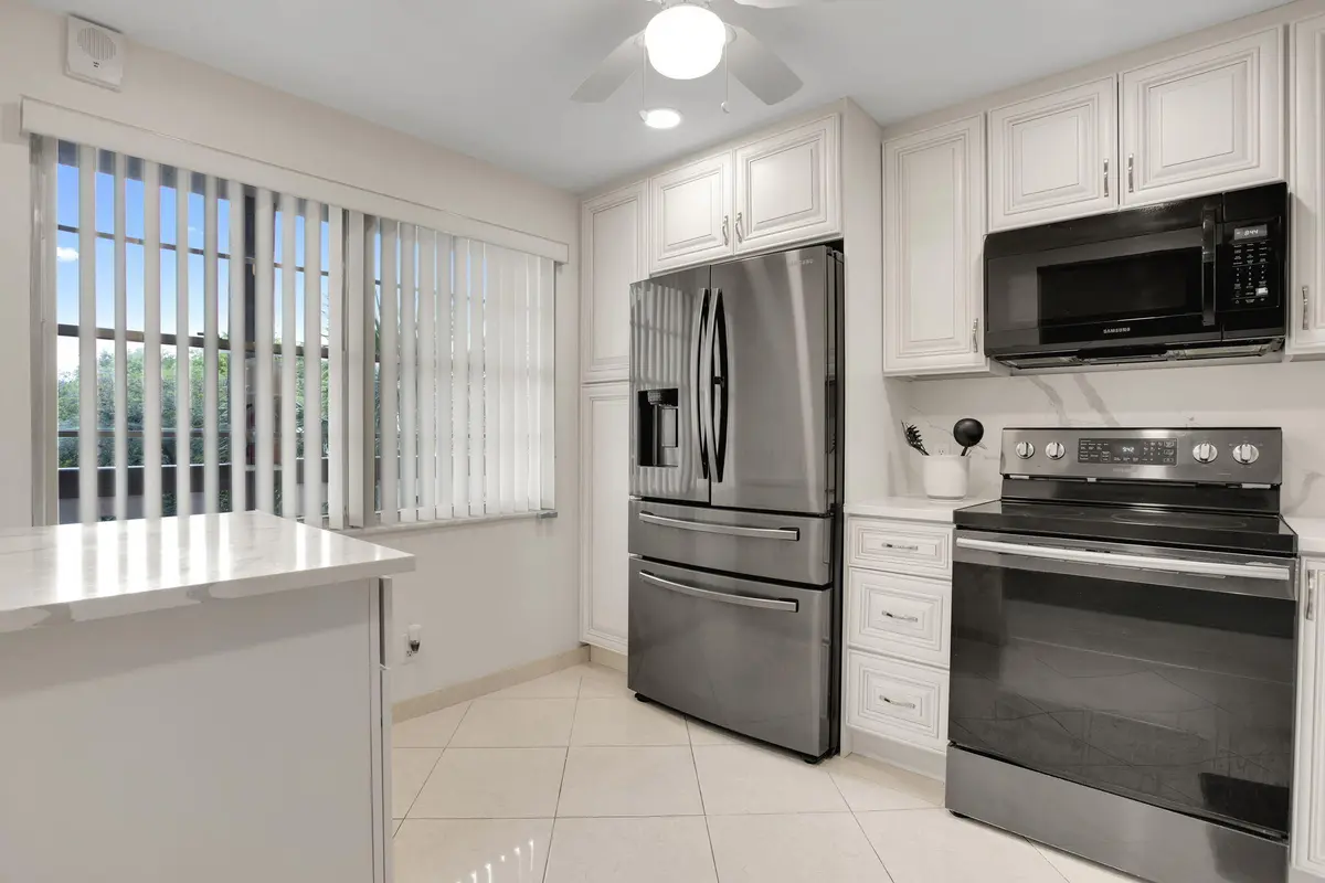 KITCHEN at 4701 Martinique Drive K3, Coconut Creek