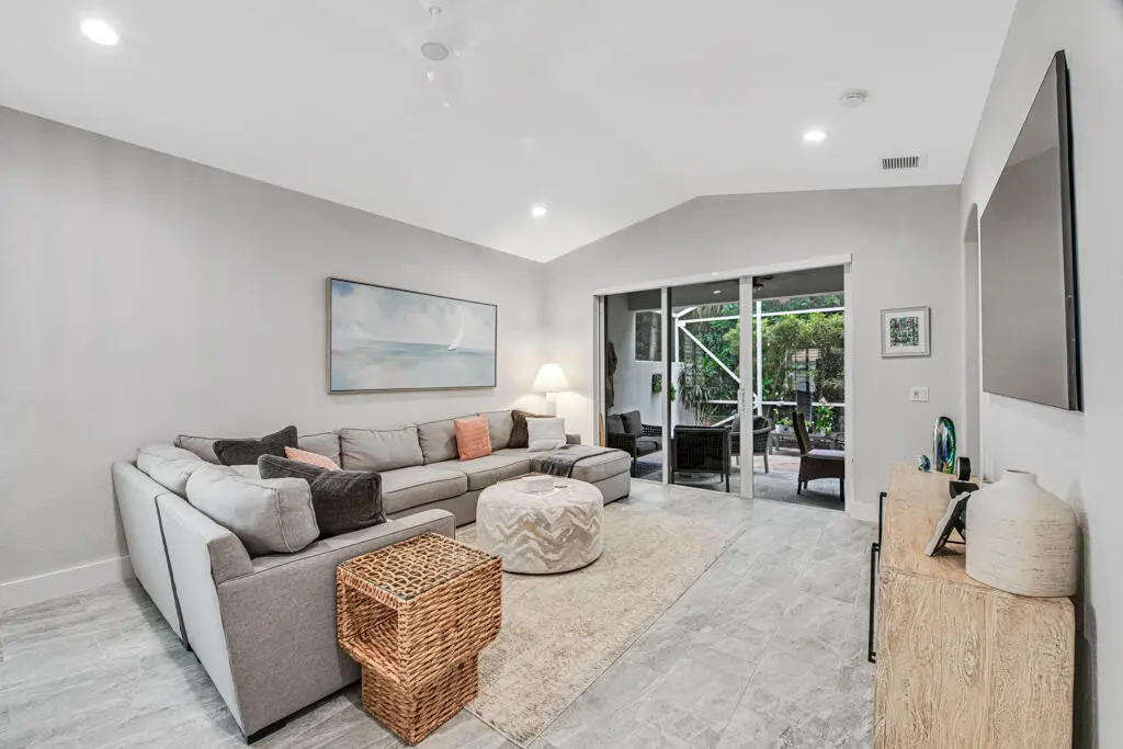 8203 Bellafiore Way, Boynton Beach, FL – photo 7