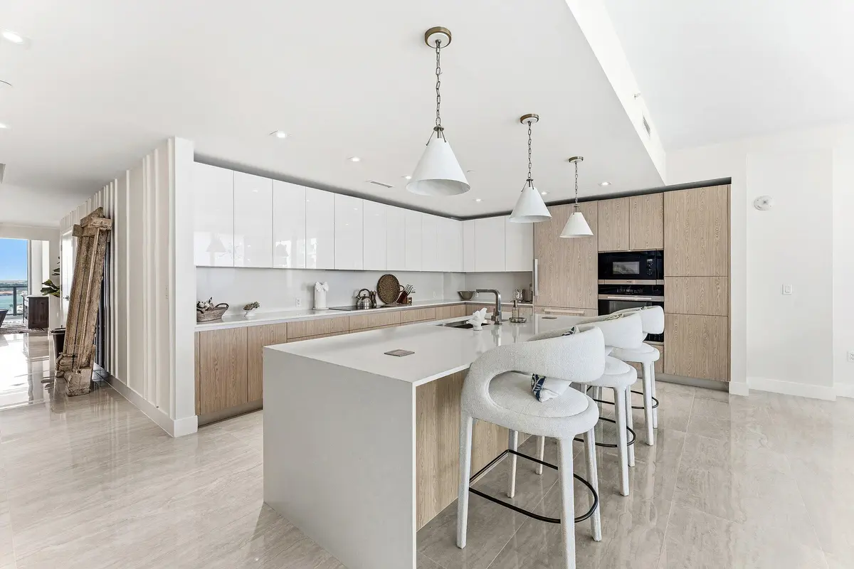 005-3100NorthOceanDrive-1702P-RivieraBea at 3100 N Ocean Drive 1702p, Singer Island