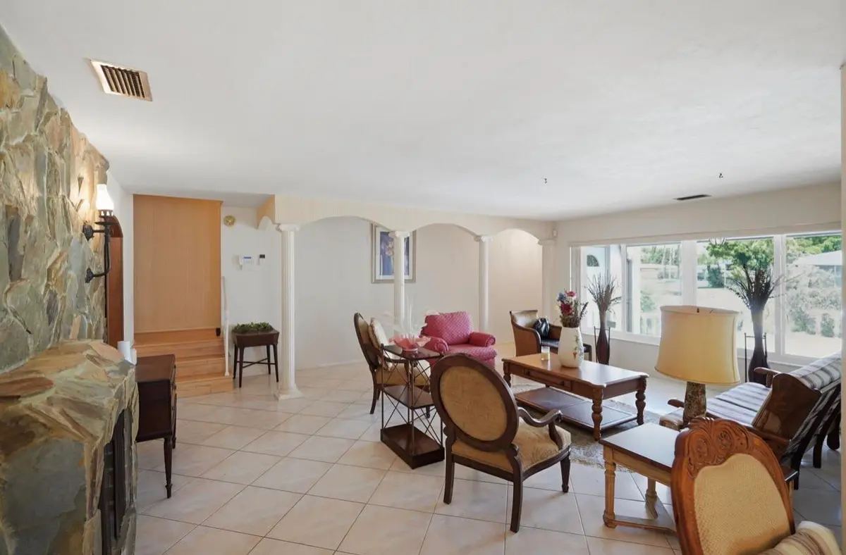 IMG_0469 at 4490 NW 43rd Street, Lauderdale Lakes