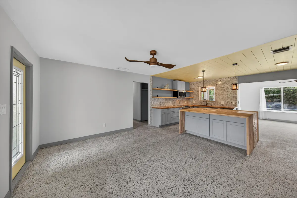 Aline818-9 at 818 NW 28th Court, Wilton Manors
