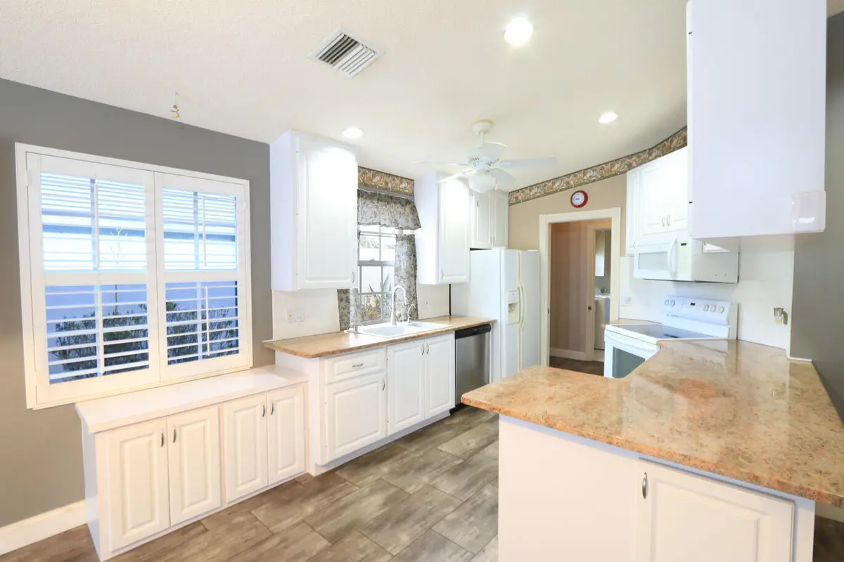 UPDATED KITCHEN at 1220 NW Bentley Circle B, Port St. Lucie