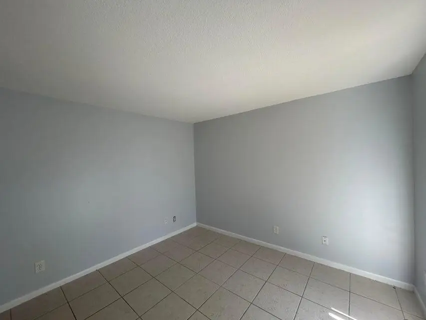 1402 Nebraska 15d, Fort Pierce, FL – photo 7