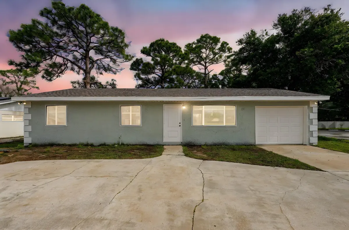 Twighlight at 651 SE Port St Lucie Boulevard, Port St. Lucie