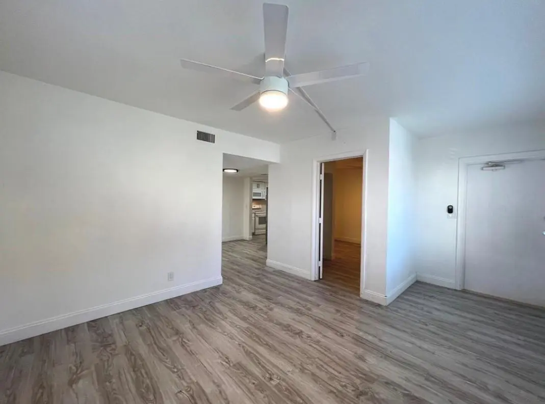 Photo 6 at 1060 Crystal Lake Drive 101, Deerfield Beach