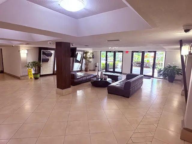 s21 at 701 NW 19th Street 500, Fort Lauderdale