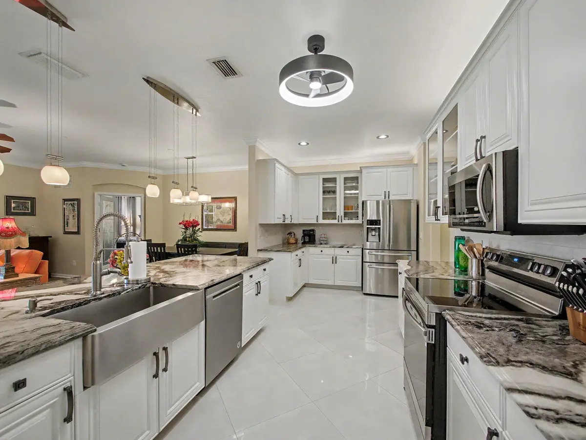 6-web-or-mls-005 at 529 Waverly Circle, Port St. Lucie