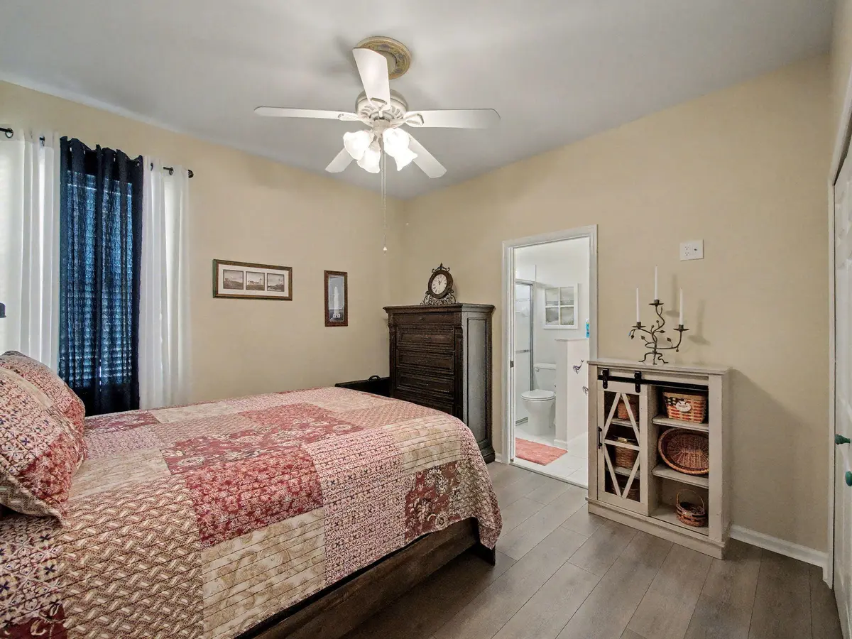 8-web-or-mls-015 at 529 Waverly Circle, Port St. Lucie