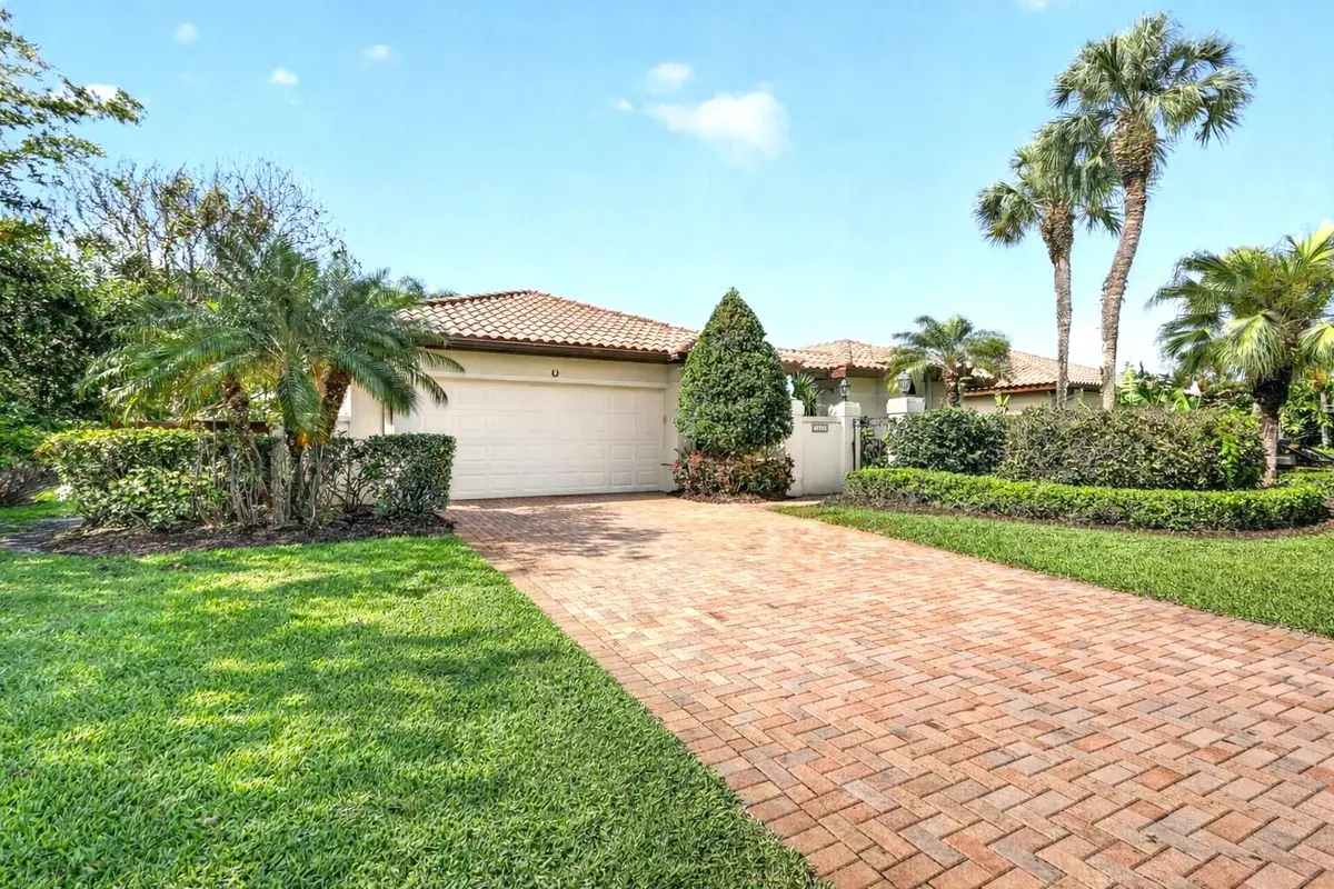 Front at 5422 SE Meredith Terrace, Stuart