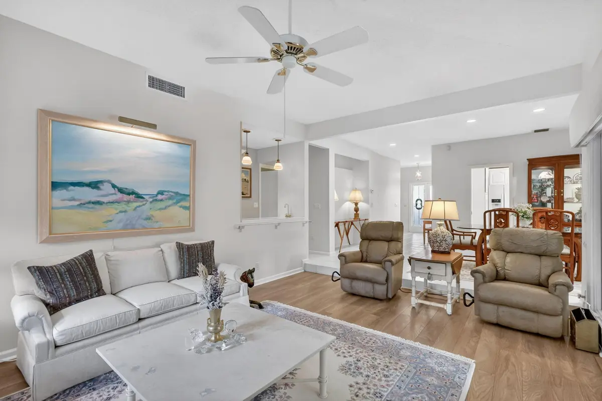 14-web-or-mls-7R7A2054 at 5422 SE Meredith Terrace, Stuart