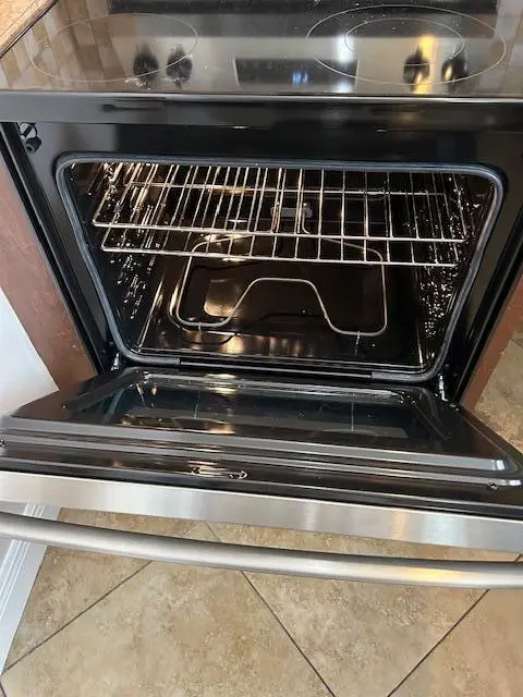 New steam clean stove at 239 Golden River Drive, West Palm Beach