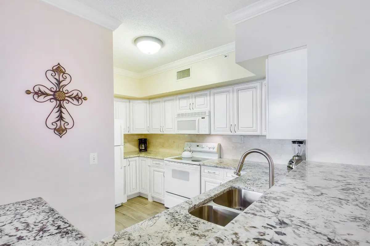 Kitchen 1 at 11740 St Andrews Place, Wellington