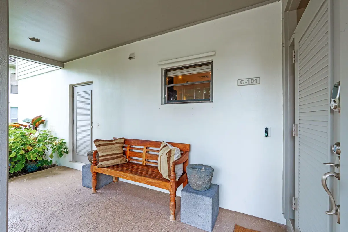 1-web-or-mls-A7401254 at 11830 Pebblewood Drive 101, Wellington