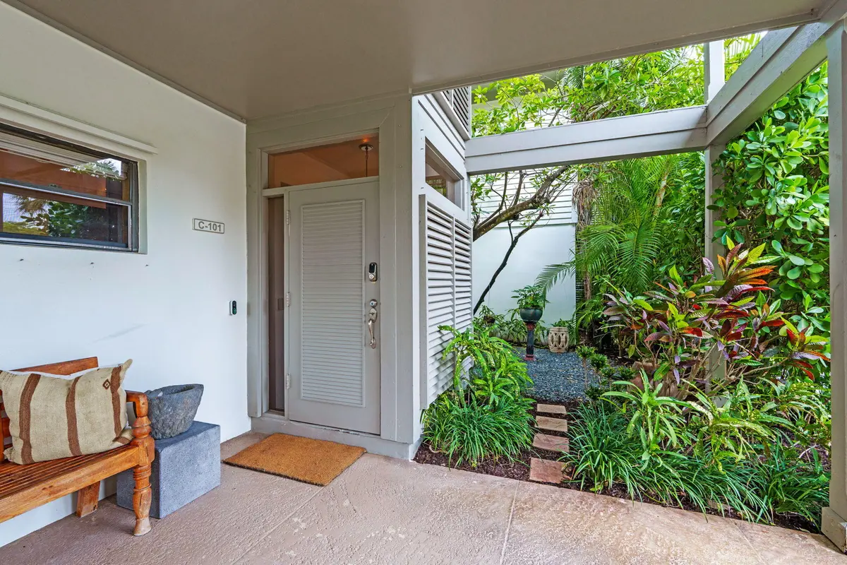 2-web-or-mls-A7401257 at 11830 Pebblewood Drive 101, Wellington