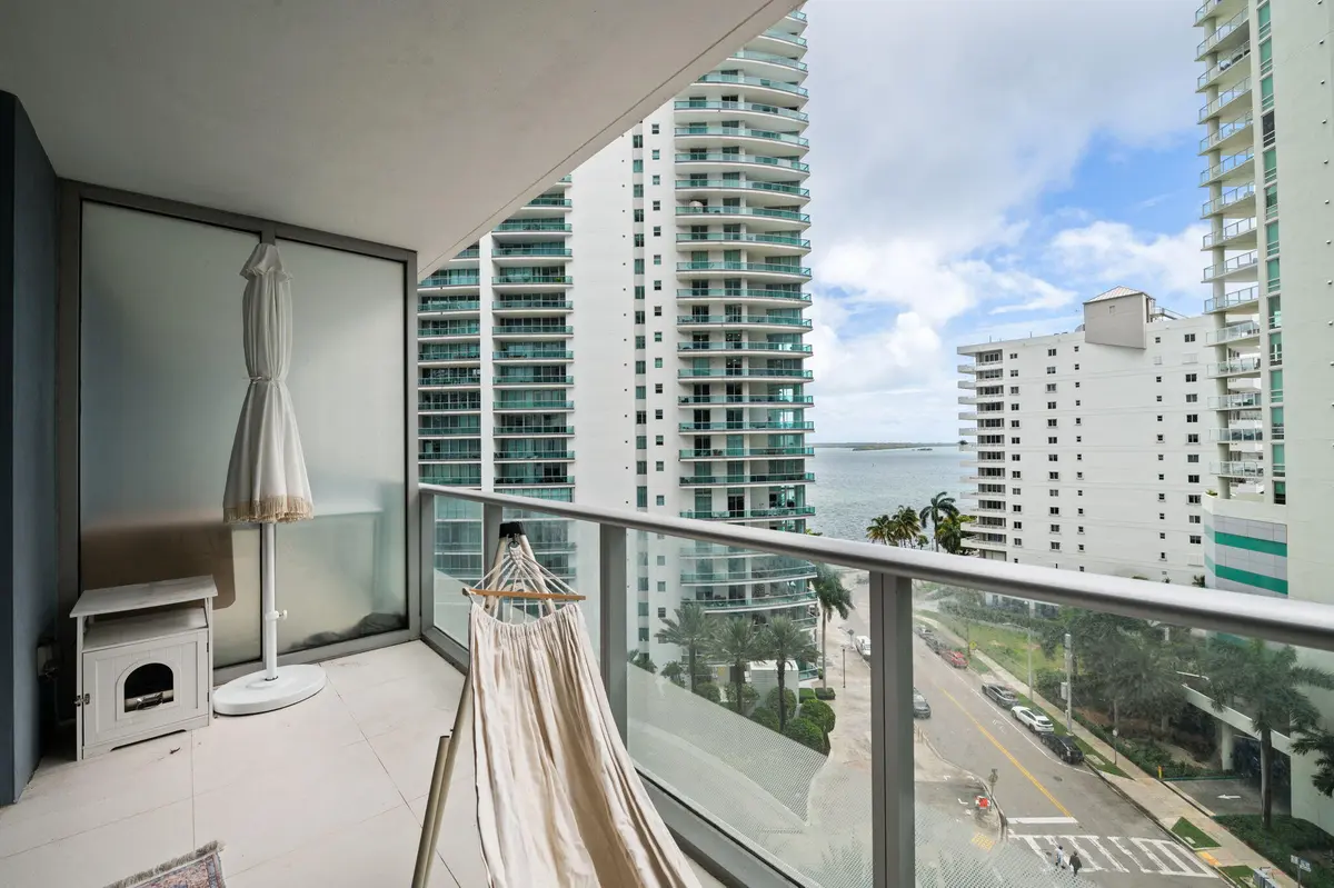 13-web-or-mls-1300-brickell-bay-dr-1005 at 1300 Brickell Bay Drive 1005, Miami
