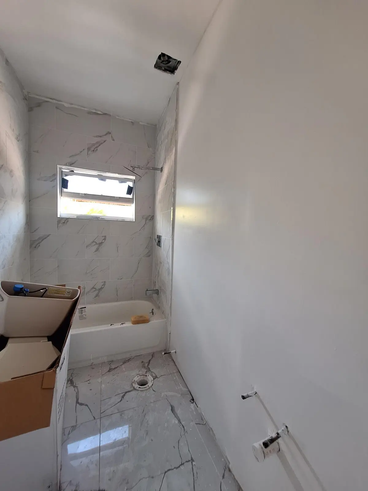 4-plex 1st floor unit 1 - bathroom at 1942 Buchanan Street, Hollywood