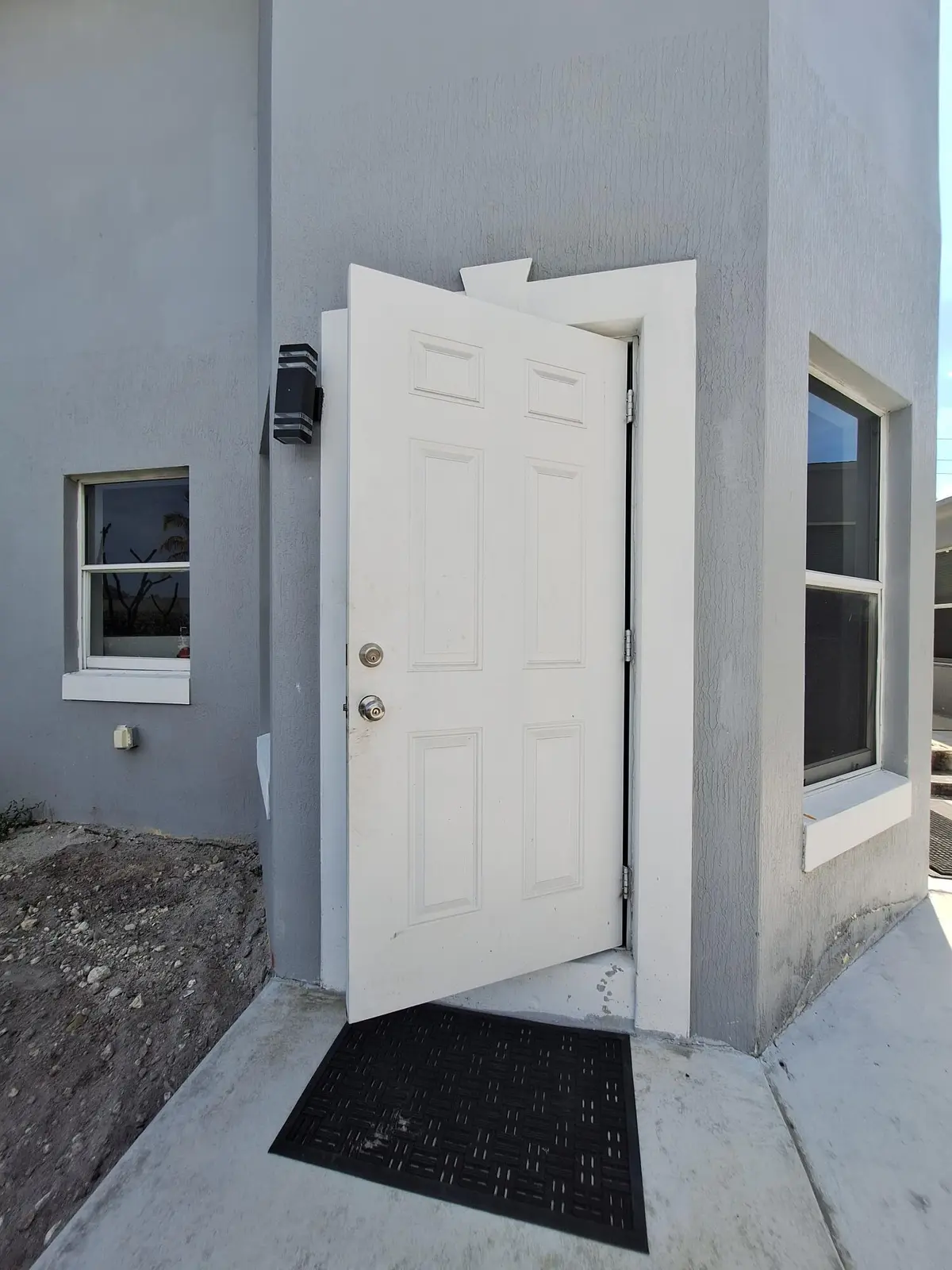 4-plex 1st floor unit 1 at 1942 Buchanan Street, Hollywood