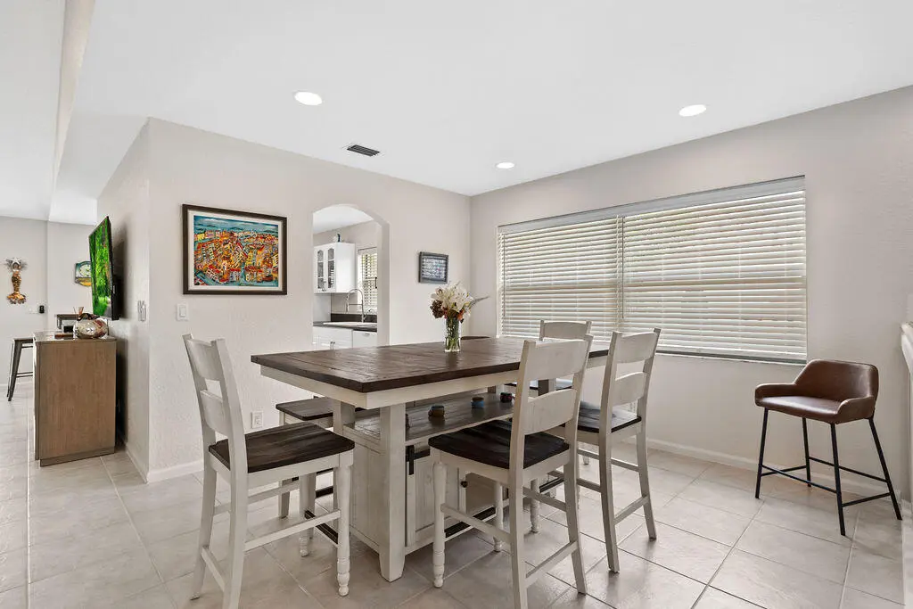 428A5939 at 8050 Aberdeen Drive 202, Boynton Beach