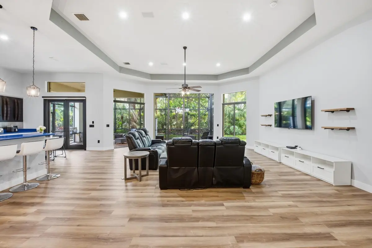 Neutral Flooring at 6983 Antinori Lane, Boynton Beach