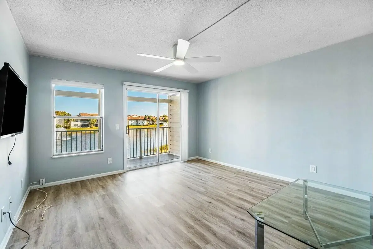 tempImageqeLcEm at 159 Cypress Point Drive, Palm Beach Gardens