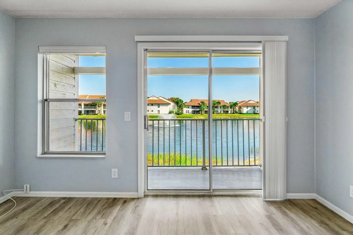 tempImageJrg3IF at 159 Cypress Point Drive, Palm Beach Gardens
