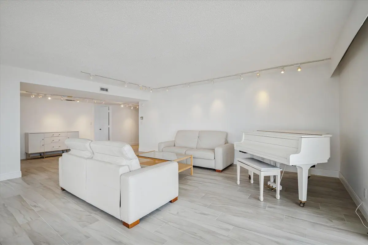 BRIGHT & SPACIOUS FOR ENTERTAINING at 1010 S Ocean Boulevard 501, Pompano Beach